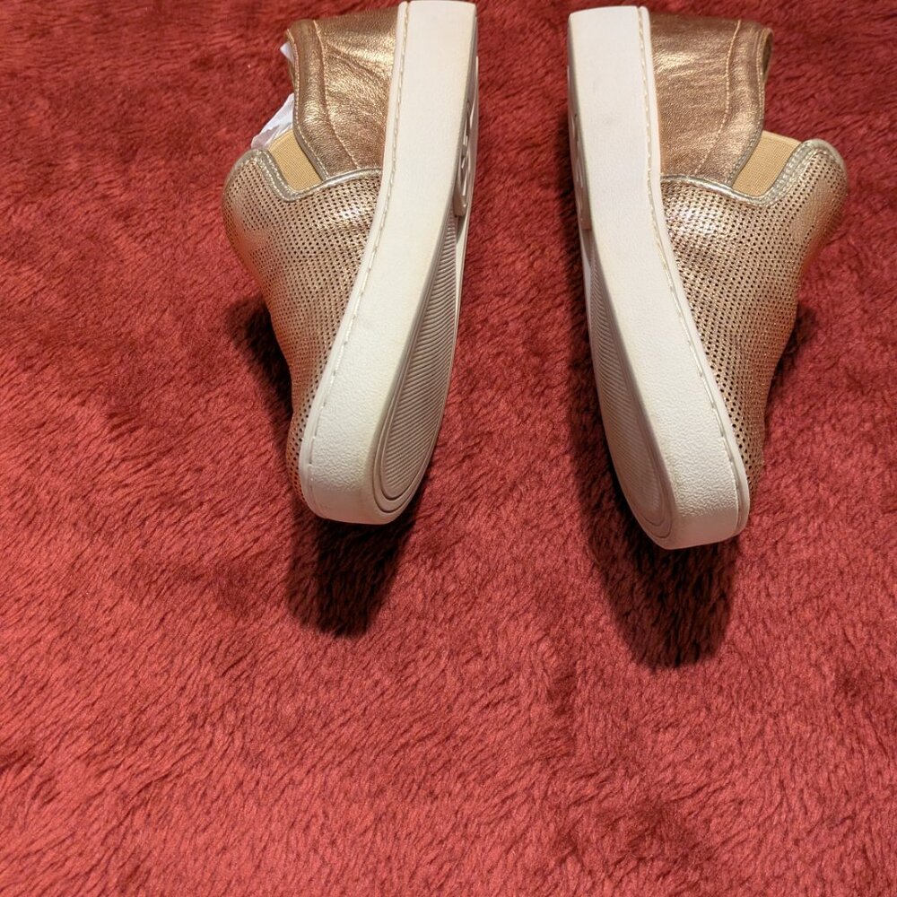 Michael Kors metallic leather blended gold slip on loafer/sneaker size 6M - Picture 5 of 7